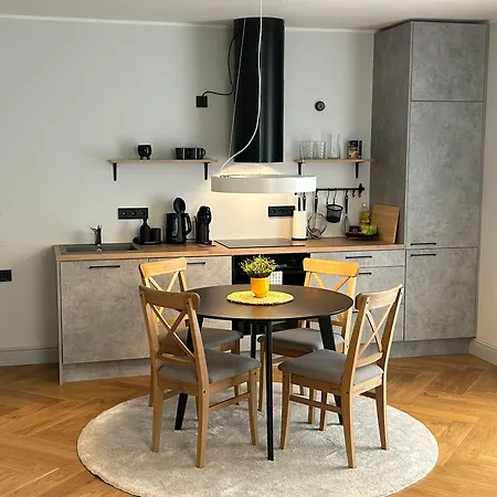 Old Town Elegance Apartamento *